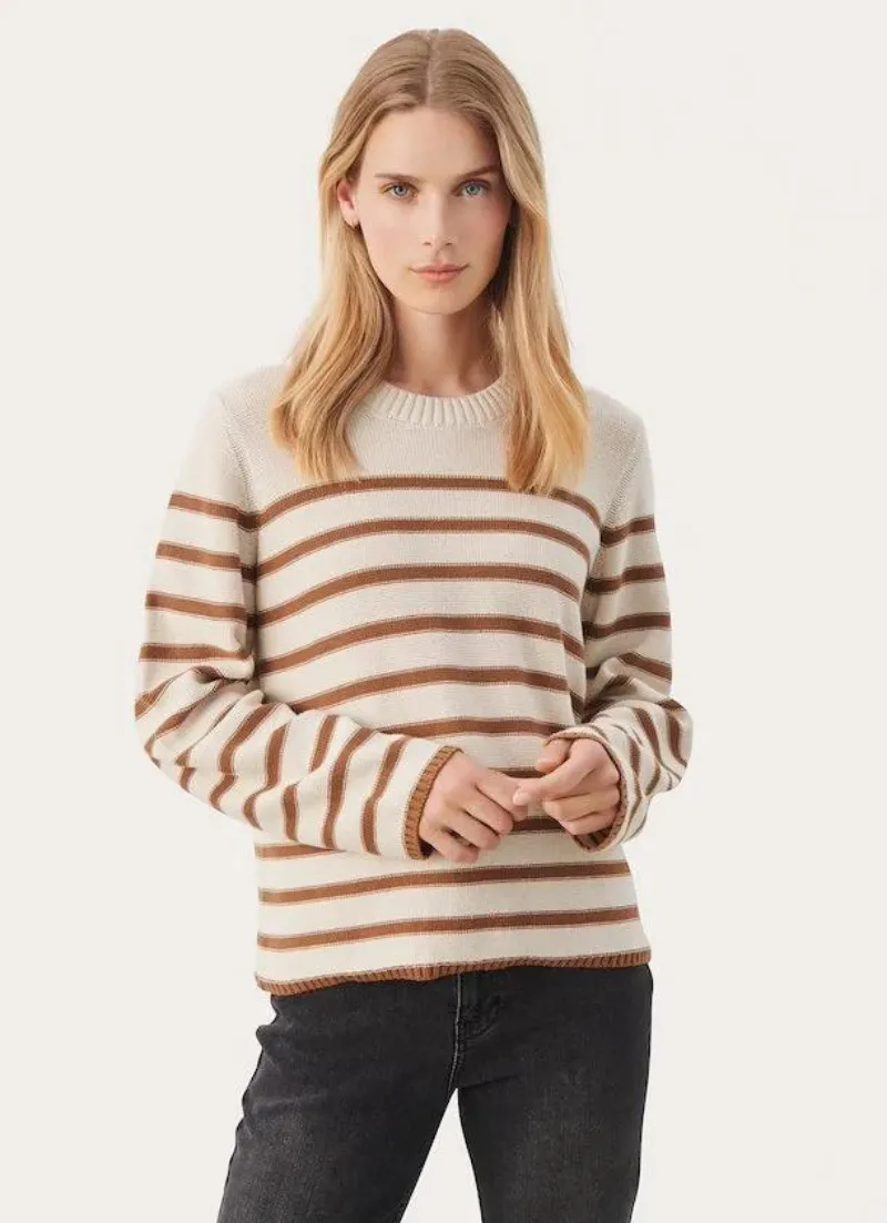 Carolyn Pullover