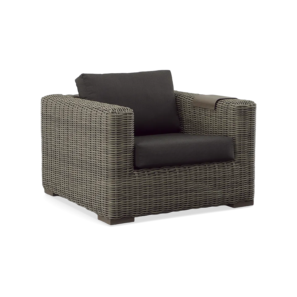 CUBO CLUB CHAIR